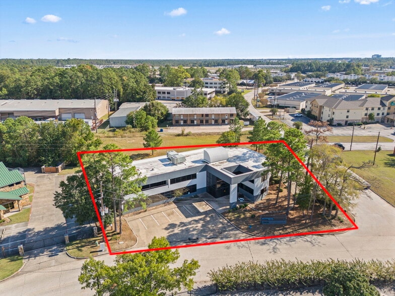 More Photos Of 25010 Oakhurst Dr, Spring Medical For Sale