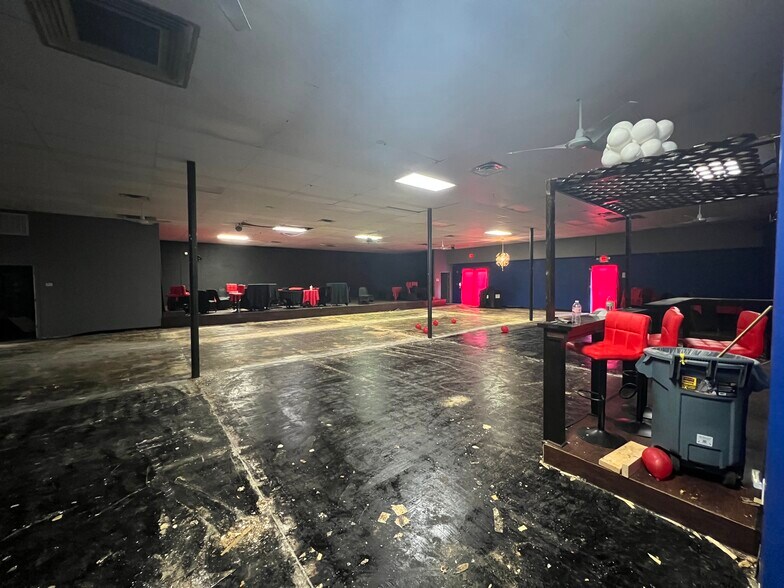 More Photos Of 420 E Ave C, Killeen Specialty For Sale