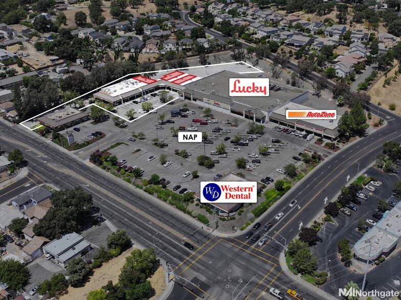 Primary Photo Of 751-775 E Monte Vista Ave, Vacaville Supermarket For Lease