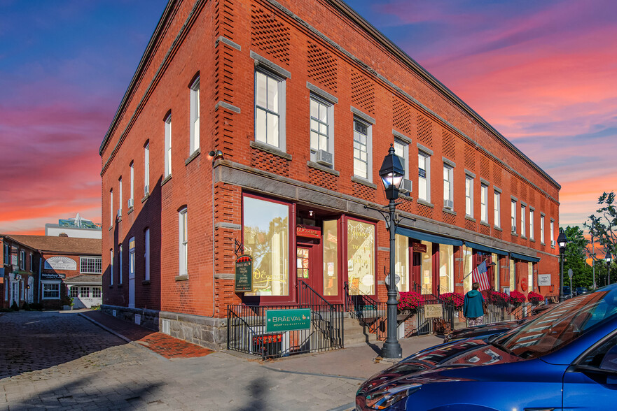 Primary Photo Of 3 West St, Litchfield Storefront Retail Office For Sale