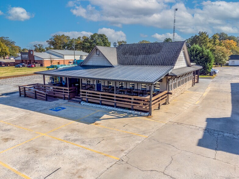 More Photos Of 406 N Piedmont Ave, Rockmart Restaurant For Sale