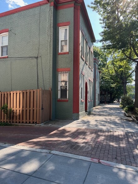 More Photos Of 2263 12th St NW, Washington Storefront Retail Residential For Sale