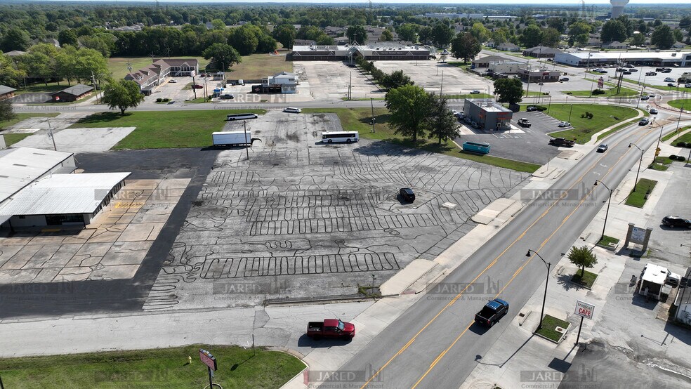 More Photos Of Grand Ave and Fairlawn Ave, Carthage Land For Lease