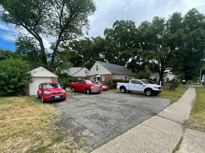 More Photos Of 3430 Hamilton St, Hyattsville Office For Lease