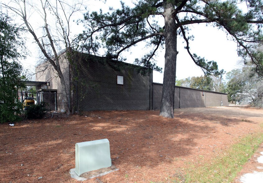 More Photos Of 1507 Greenfield St, Wilmington Unknown For Lease