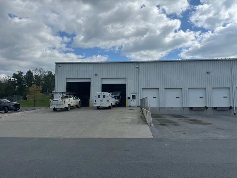144 Western Maryland Pky, Hagerstown, MD 21740 Industrial For Lease