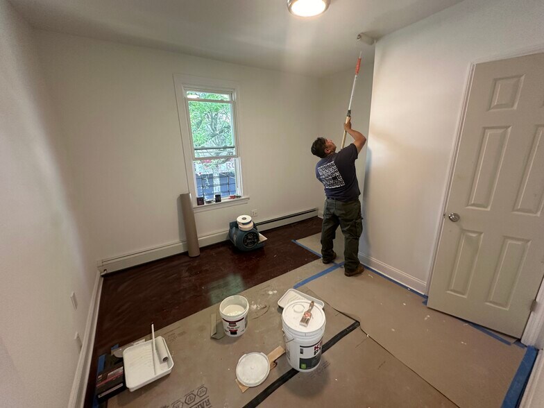 More Photos Of 13502 Rockaway Blvd, Jamaica Apartments For Sale