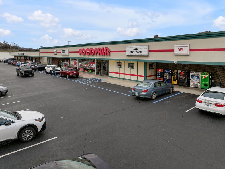 More Photos Of 1629 Ashland Rd, Greenup Freestanding For Sale