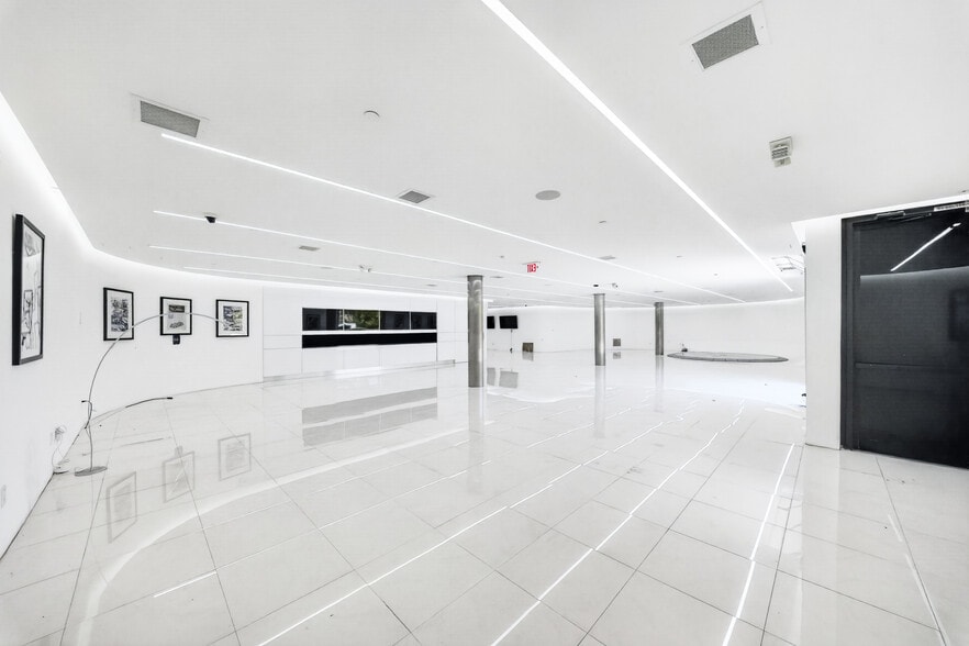 More Photos Of 18071 Fitch, Irvine Showroom For Sale