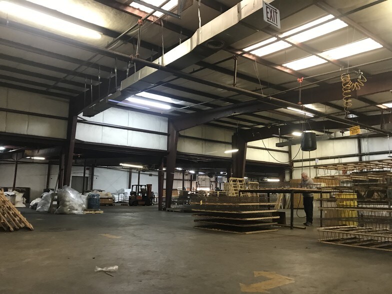 More Photos Of 225 Dunn Rd, Fayetteville Showroom For Sale