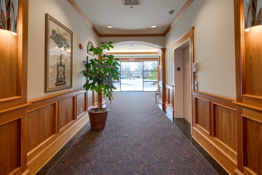 More Photos Of 16821 SE McGillivray Blvd, Vancouver Office For Lease