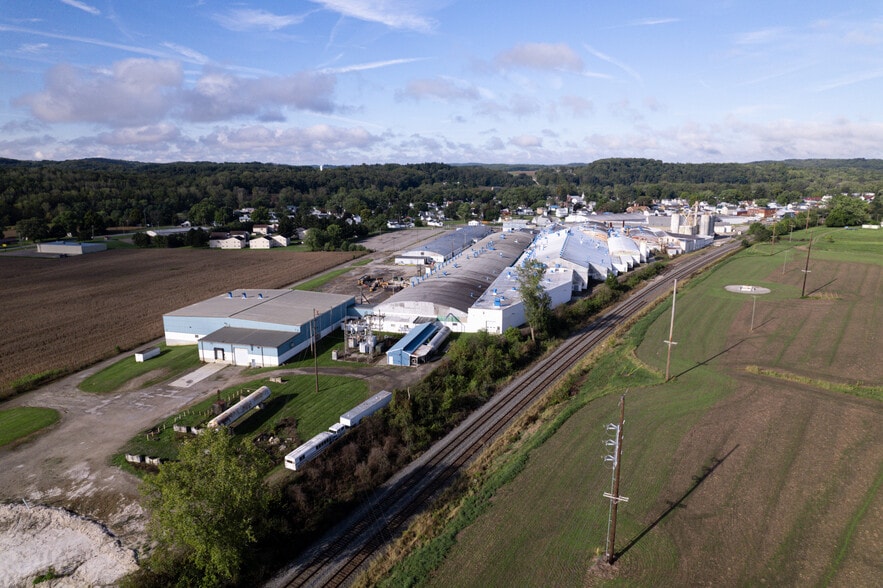 More Photos Of 150 Pottery Street, Perrysville Warehouse For Lease