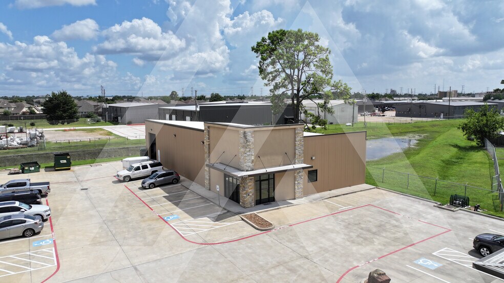 Primary Photo Of 8460 N Sam Houston Pky W, Houston Unknown For Lease