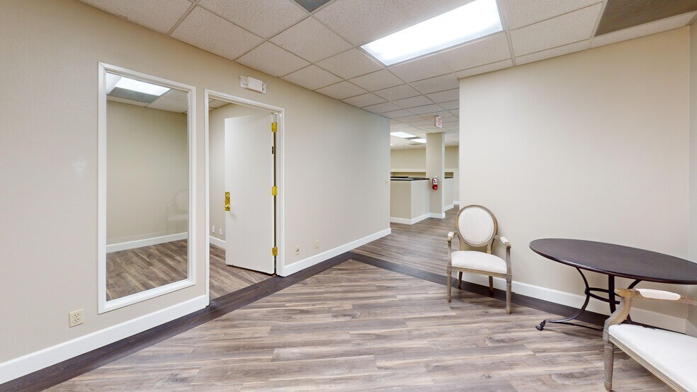 More Photos Of 1415 W Magnolia Blvd, Burbank Office Residential For Sale