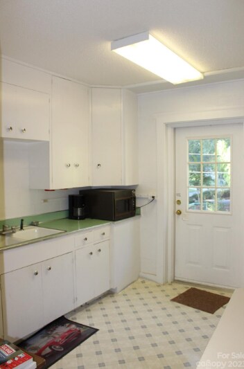 More Photos Of 100 Jervey Rd, Tryon Office For Sale