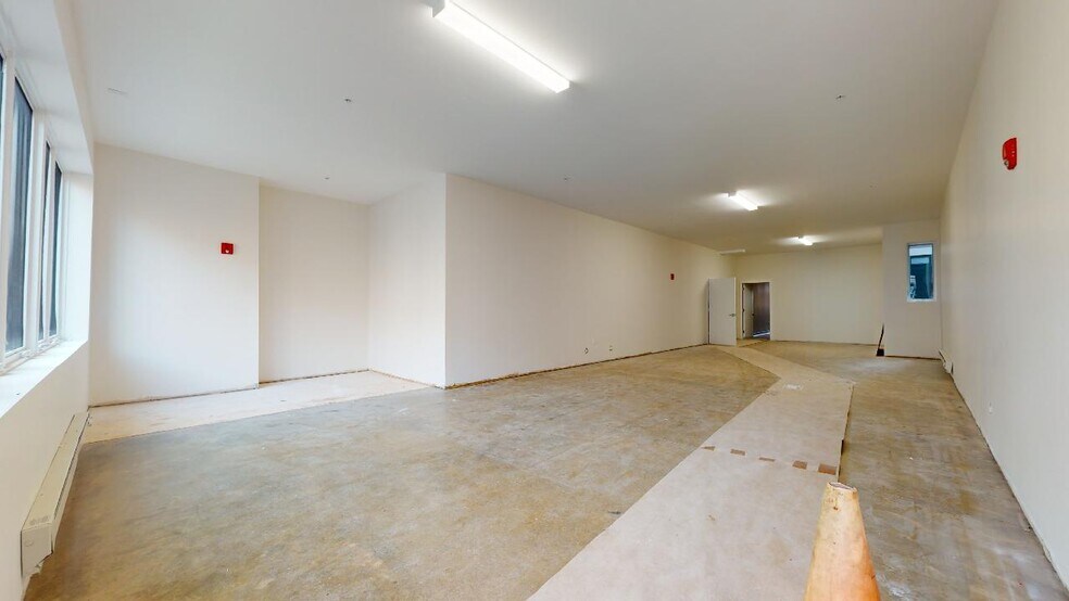 More Photos Of 1707 Eastern Ave, Baltimore Apartments For Lease