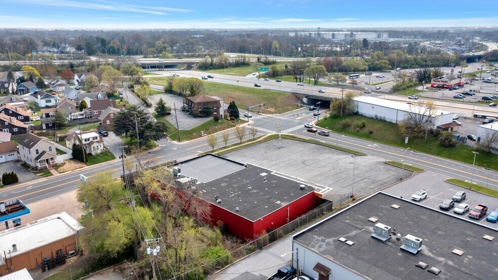 More Photos Of 101 Greenbank Rd, Wilmington Freestanding For Lease