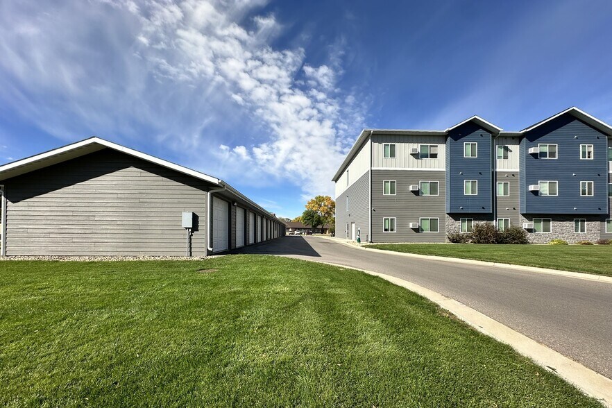 More Photos Of 904 E Milbank Ave, Milbank Apartments For Sale