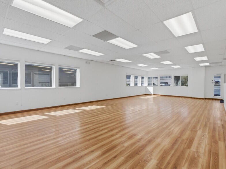 More Photos Of 2225 Green Vista Blvd, Sparks Office For Sale