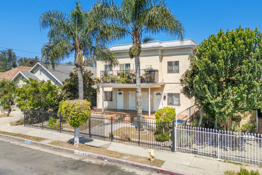 More Photos Of 1543 W 22nd Pl, Los Angeles Multifamily For Sale