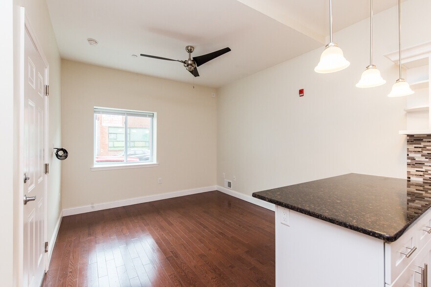 More Photos Of 1804 E Huntingdon St, Philadelphia Apartments For Sale