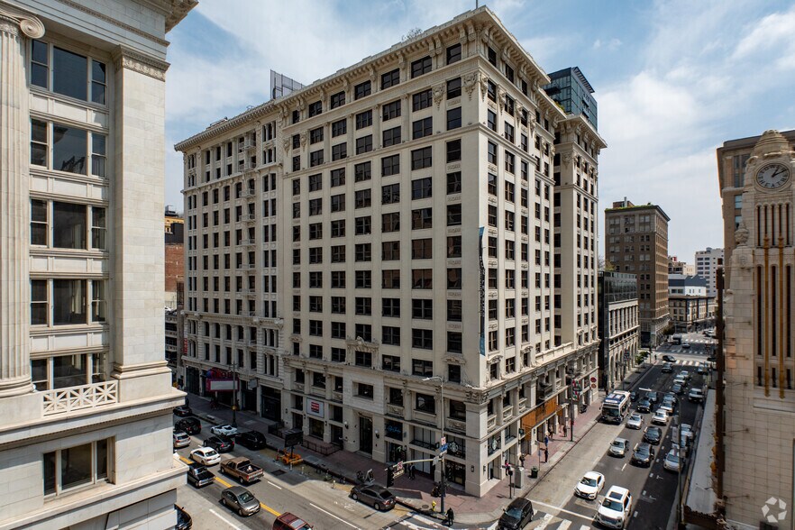 More Photos Of 750-762 S Broadway, Los Angeles Apartments For Lease