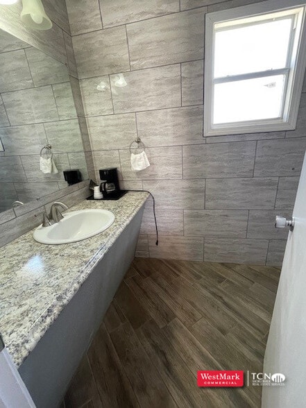 More Photos Of 605 W. U.S. Hwy 70, Lockney Hotel For Sale
