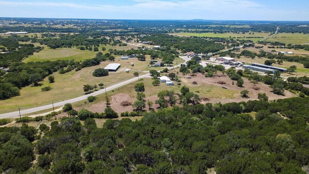 More Photos Of 5080-5090 Tin Top Rd, Weatherford Restaurant For Sale