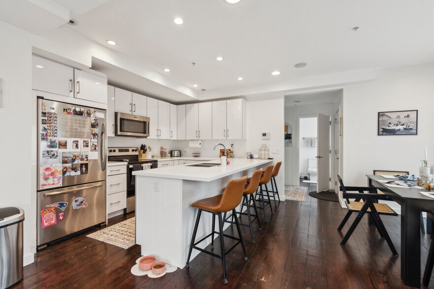 More Photos Of 263 N 3rd St, Philadelphia Apartments For Sale