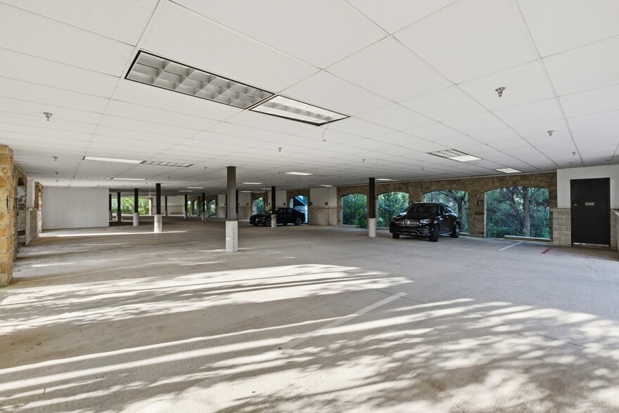 More Photos Of 7000 Bee Caves Rd, Austin Medical For Sale