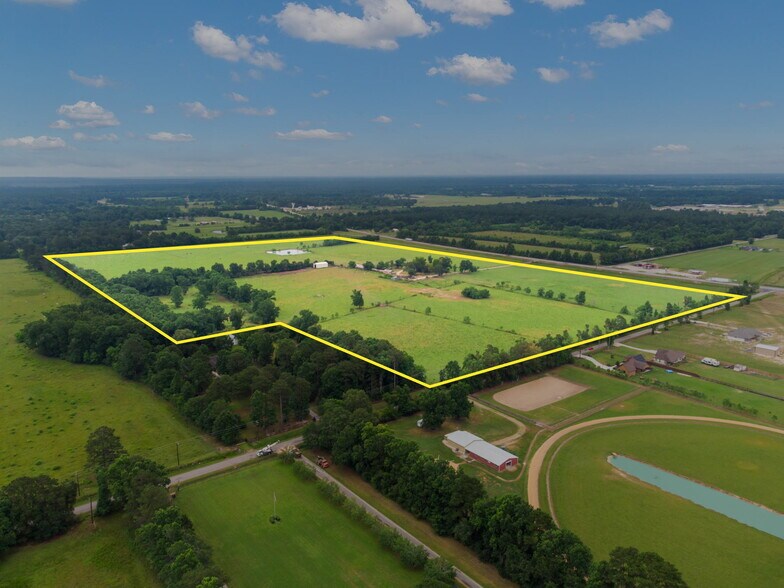 More Photos Of 14630 Hwy 105, Cleveland Land For Sale