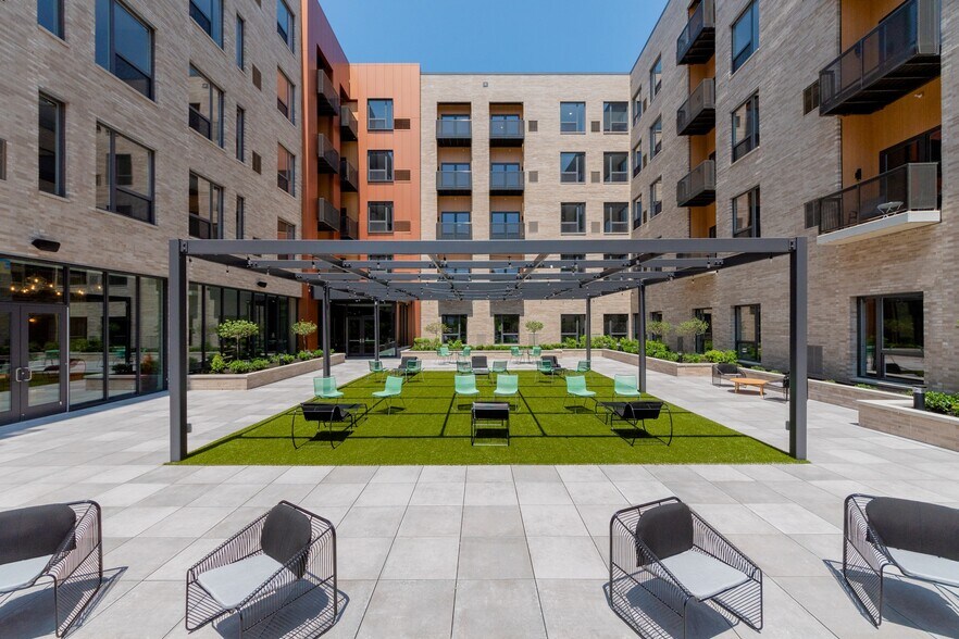 More Photos Of 2461 W 25th St, Cleveland Apartments For Lease