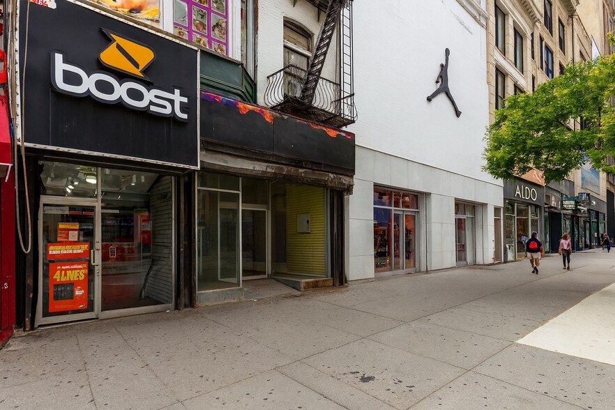 More Photos Of 472 Fulton St, Brooklyn Storefront Retail Office For Lease