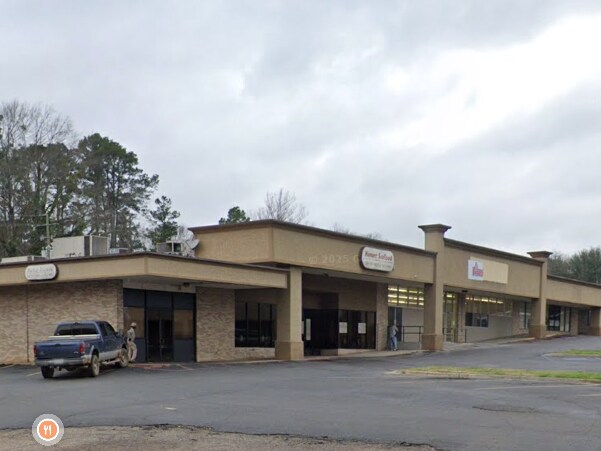 More Photos Of 111 W Main St, Homer Freestanding For Lease