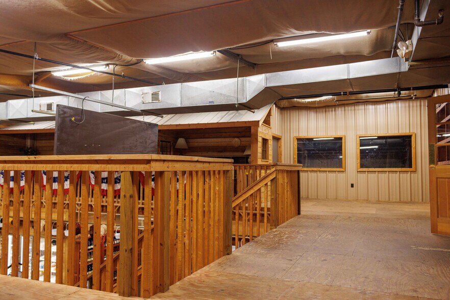 More Photos Of 63 Talona Spur Rd, Ellijay Freestanding For Sale