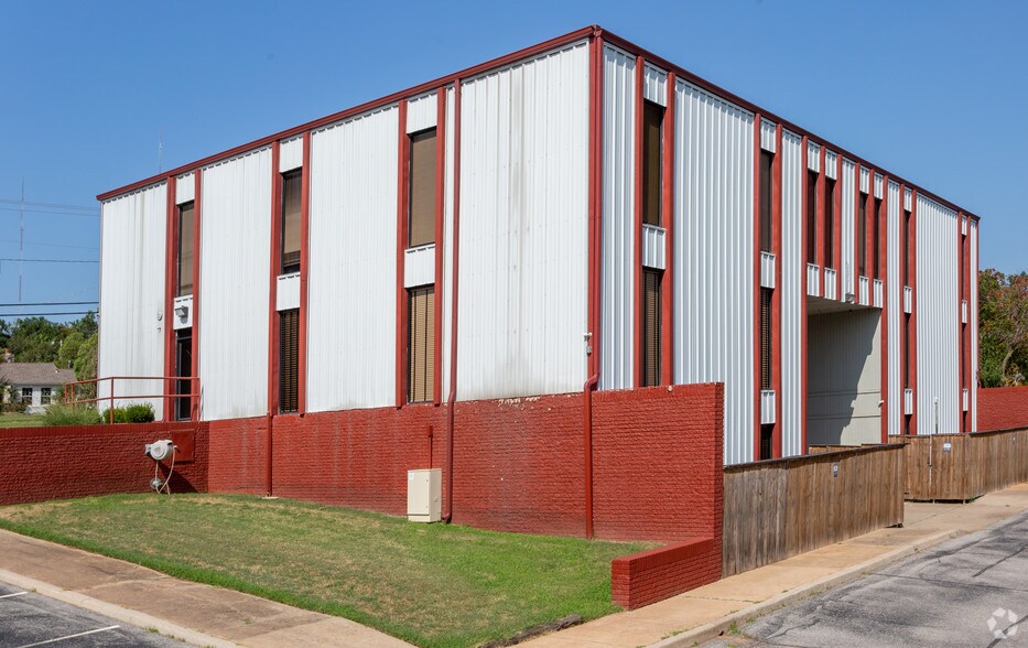 More Photos Of 800 NE 63rd St, Oklahoma City Loft Creative Space For Sale