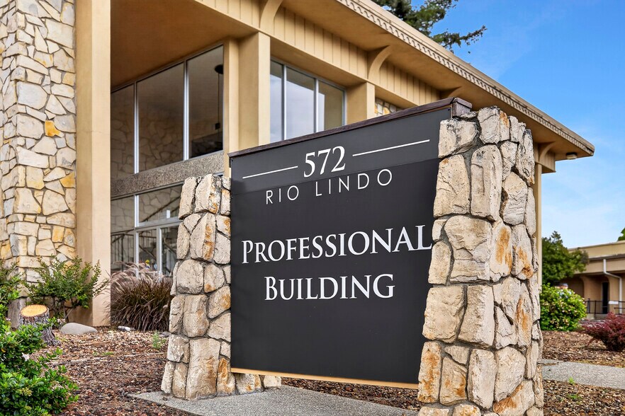 More Photos Of 572 Rio Lindo Ave, Chico Medical For Lease