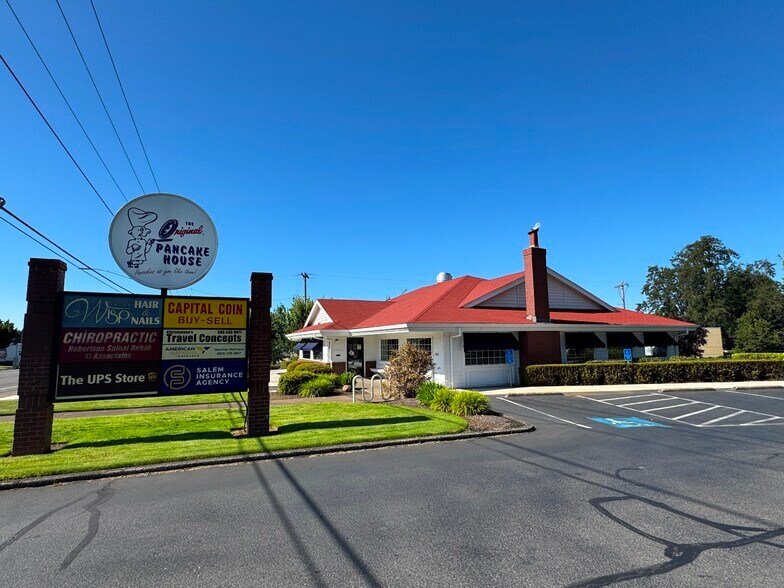 Primary Photo Of 4656 Commercial St SE, Salem Restaurant For Sale