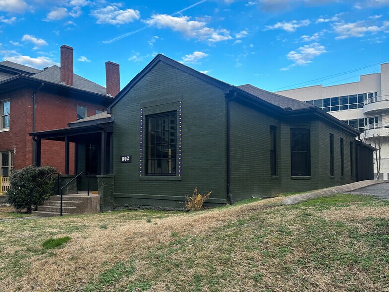 More Photos Of 802 18th Ave S, Nashville Office For Sale
