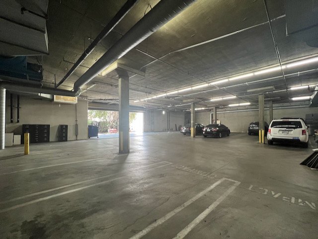 More Photos Of 7813-7815 Beverly Blvd, Los Angeles Office For Lease