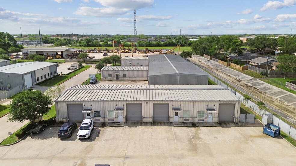 More Photos Of , League City Industrial For Sale