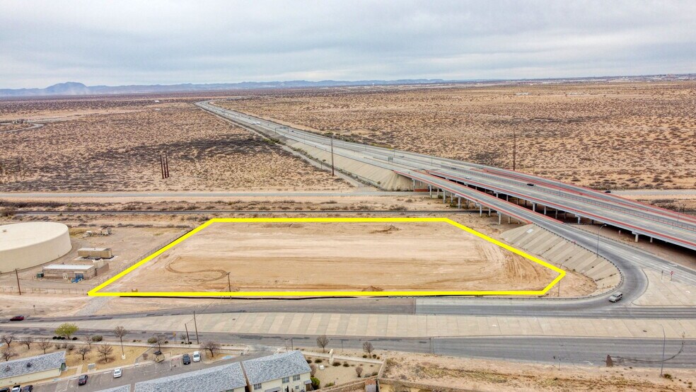 More Photos Of 10100 Railroad Dr., El Paso Warehouse For Lease
