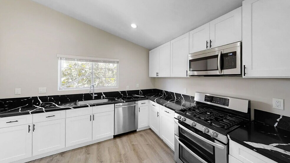 More Photos Of 6497-99 Montezuma Rd, San Diego Apartments For Sale