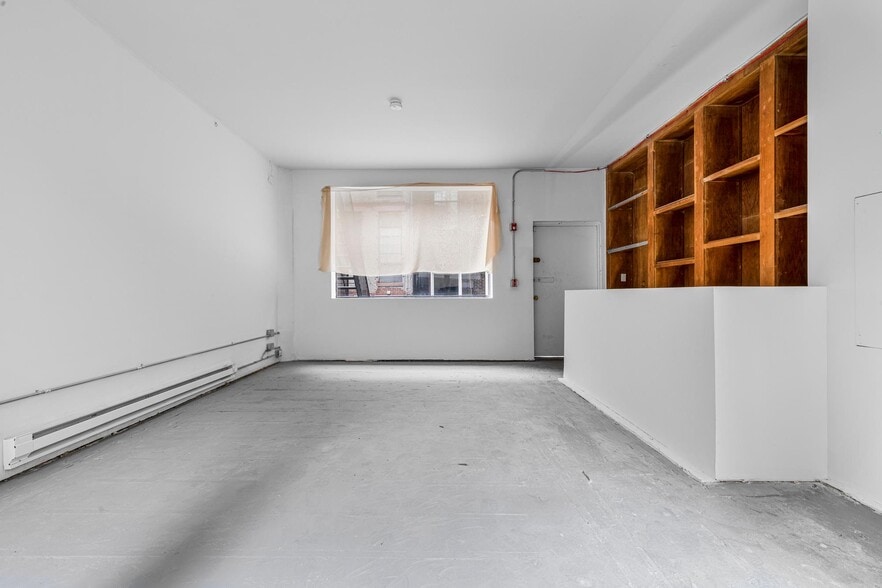 More Photos Of 54 Crosby St, New York Storefront For Lease