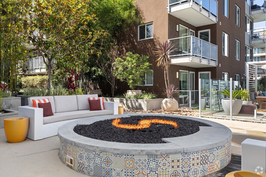 More Photos Of 1980 Kettner Blvd, San Diego Apartments For Lease