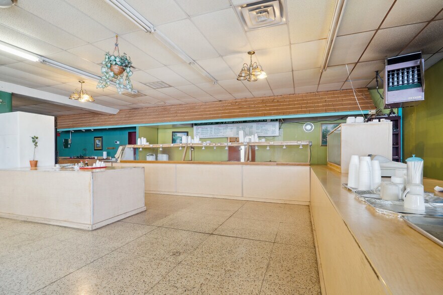 More Photos Of 120 Broadway ave, Fairfield General Retail For Sale