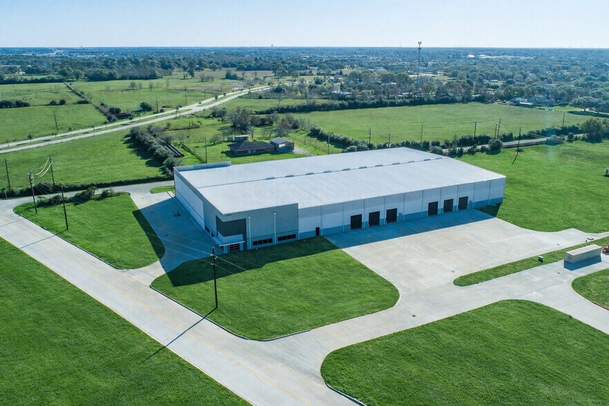 Primary Photo Of 20003 Mueschke Rd, Tomball Manufacturing For Sale