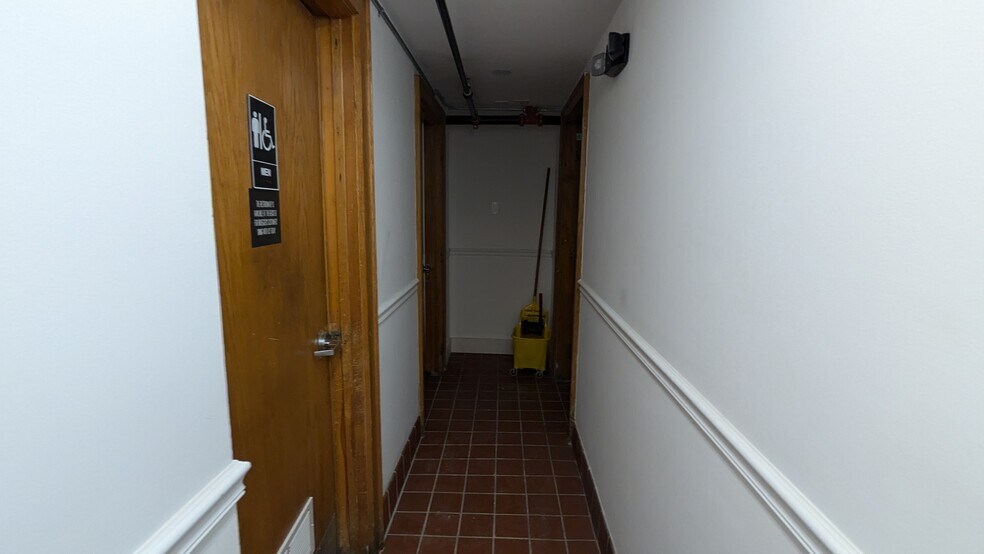 More Photos Of 47, 53-55 Congress Street, Troy General Retail For Sale