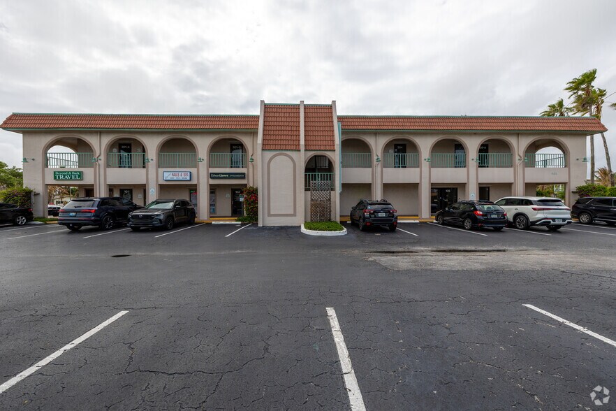 More Photos Of 401 Ocean Ave, Melbourne Beach Office For Lease