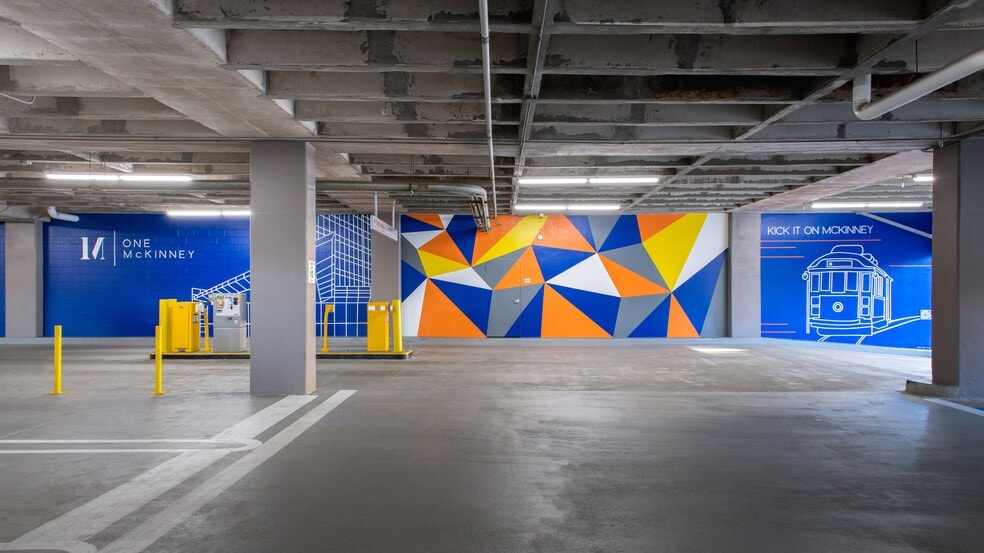 More Photos Of 3232 McKinney Ave, Dallas Office For Lease